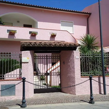 فندق مبيت وإفطار L'aurora بولا